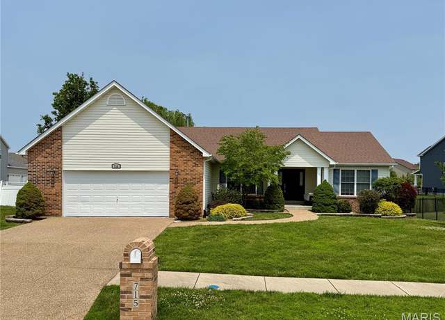 Property at 715 Julia Elizabeth Dr, Wentzville, MO 63385, 3 beds, 3 baths