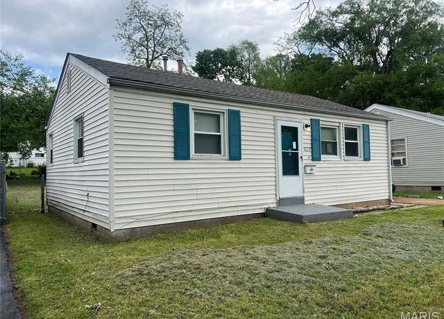 Property at 9129 Kathlyn Dr, St Louis, MO 63134, 3 beds, 1 bath