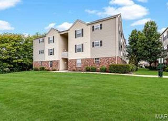 Property at 1131 Welsh Dr, Lake St Louis, MO 63367, 2 beds, 1 bath