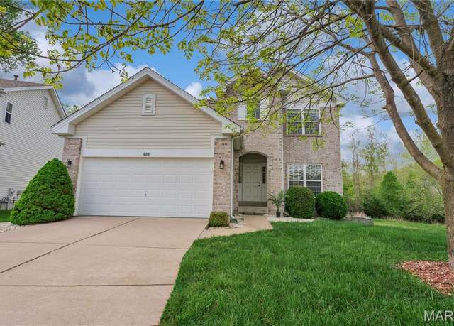 Property at 609 Brook Meadow Dr, Ballwin, MO 63021, 4 beds, 2.5 baths
