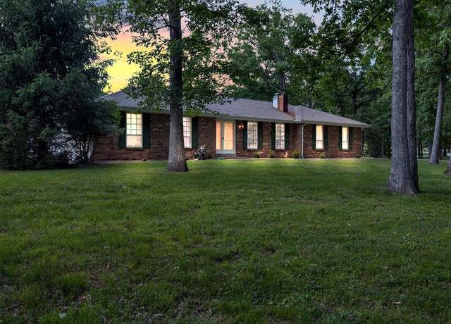 Property at 4 Oakwood Ests, Wright City, MO 63390, 3 beds, 3 baths