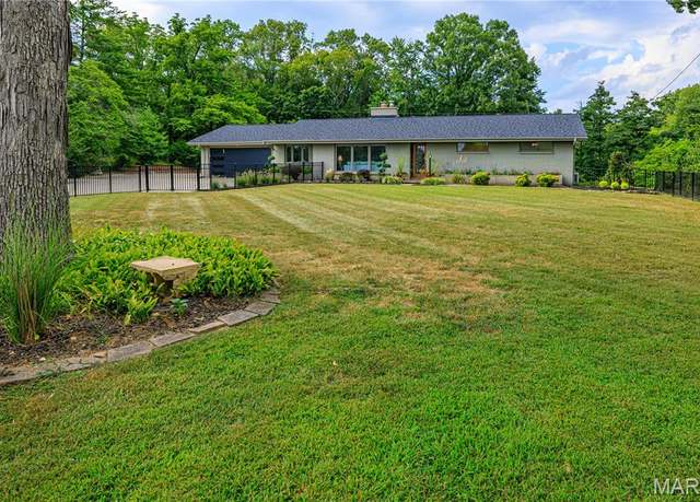 Property at 4020 Hopper Rd, Cape Girardeau, MO 63701, 3 beds, 3 baths