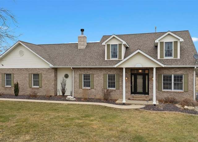 Property at 11237 Mayer Rd, Marine, IL 62061, 3 beds, 2.5 baths