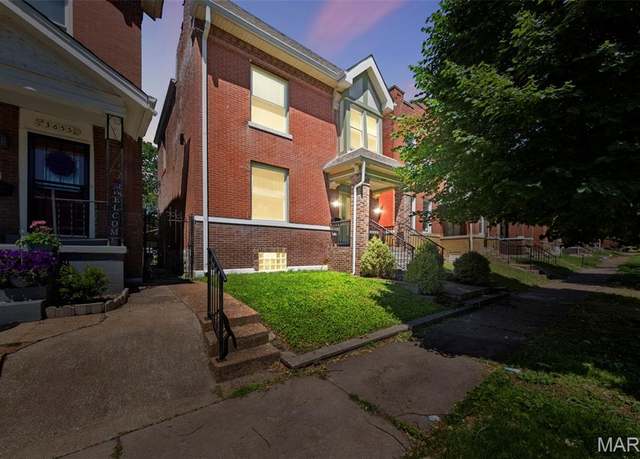 Property at 3649 Pennsylvania Ave, St Louis, MO 63118, 3 beds, 1.5 baths