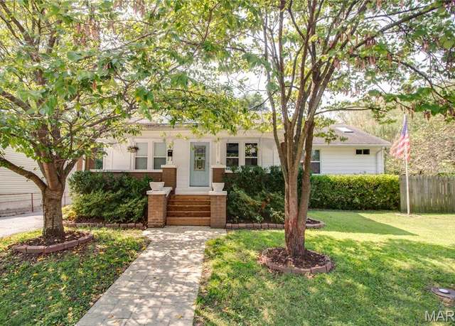 Property at 3537 Fullerton Ave, Alton, IL 62002, 3 beds, 3 baths