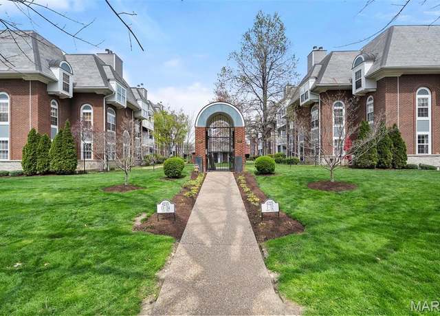 Property at 4225 W Pine Blvd #4, St Louis, MO 63108, 3 beds, 2 baths