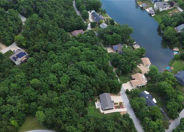 Property at 10243 Lake Ridge Dr, Hillsboro, MO 63050