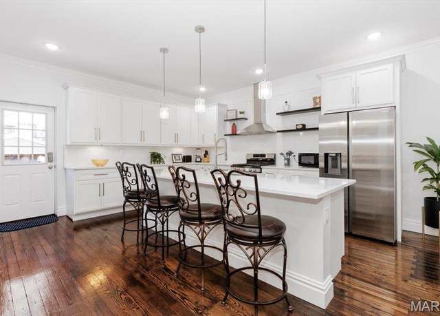 Property at 3468 Giles Ave, St Louis, MO 63116, 3 beds, 2.5 baths