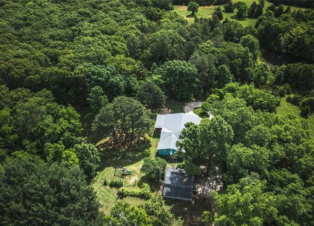 Property at 161 Cobblestone Rd, Steelville, MO 65565, 5 beds, 2 baths