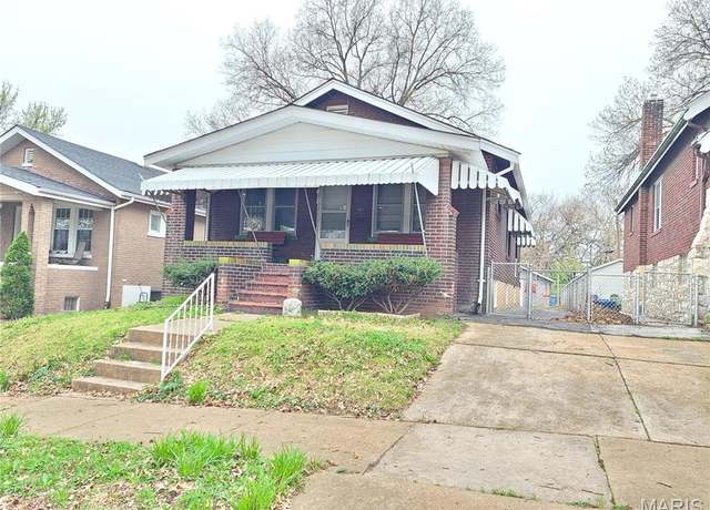 Property at 3619 Holt Ave, St Louis, MO 63116, 2 beds, 1 bath