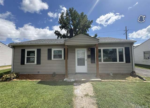 Property at 3140 Jill Ave, Granite City, IL 62040, 3 beds, 1 bath