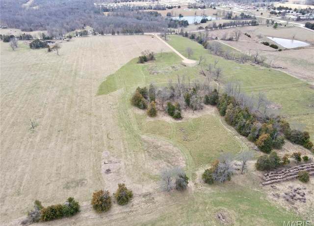 Property at 2 Redwood Trl, Monroe City, MO 63456