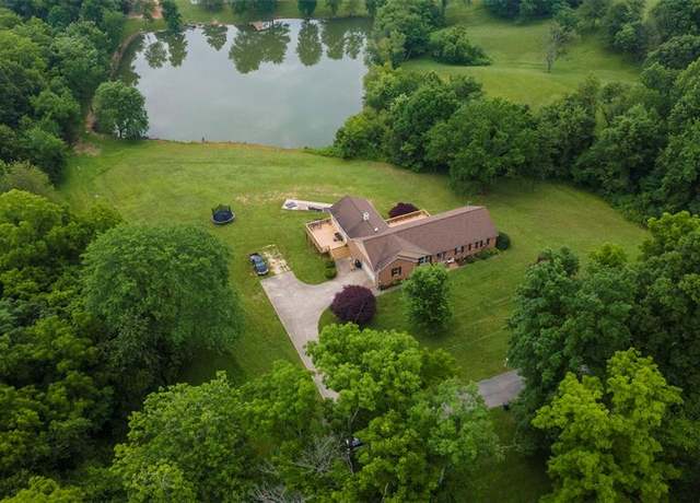 Property at 420 Cherokee Dr, Cape Girardeau, MO 63701, 4 beds, 3 baths