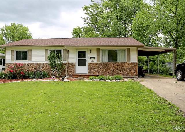 Property at 520 Kent Dr, Wentzville, MO 63385, 3 beds, 1 bath