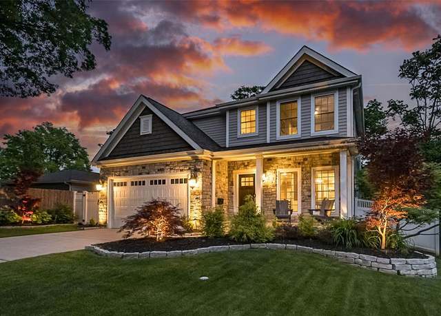 Property at 1026 Barry Ct, Kirkwood, MO 63122, 5 beds, 3.5 baths