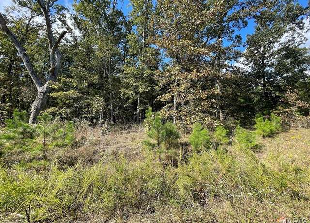 Property at 5 Woodland Hts W, Poplar Bluff, MO 63901