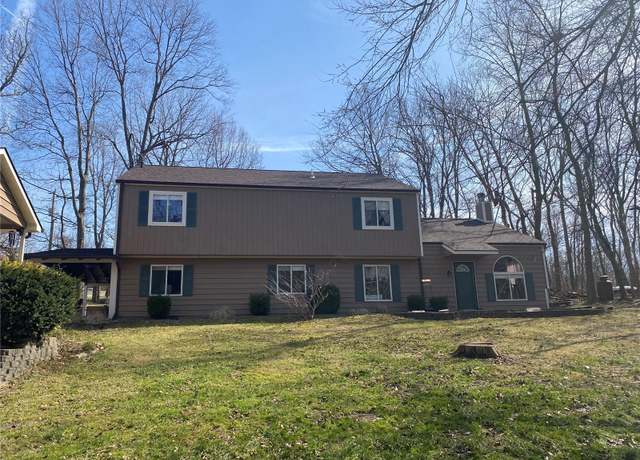 Property at 53035 Norwoods Pl, Hannibal, MO 63401, 4 beds, 2.5 baths