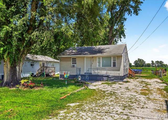 Property at 506 Mcbride Ave, Dupo, IL 62239, 2 beds, 1 bath