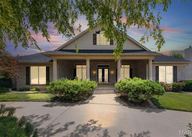 Property at 6 Sunset Hills Blvd N, Edwardsville, IL 62025, 3 beds, 2 baths