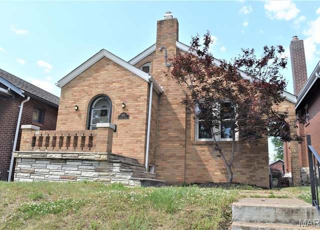 Property at 4521 Tholozan Ave, St Louis, MO 63116, 2 beds, 1 bath