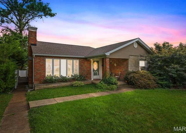 Property at 416 10th St, Crystal City, MO 63019, 2 beds, 2 baths