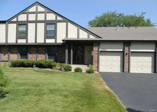 Property at 2314 Seven Pine Dr #8, St Louis, MO 63146, 3 beds, 2 baths