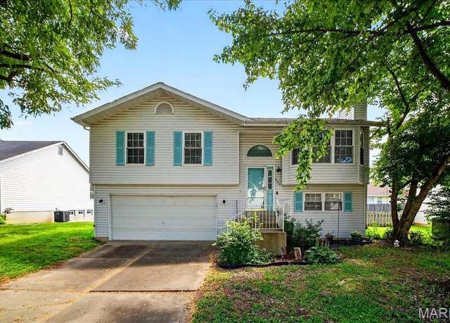 Property at 809 Estes Park Dr, St Peters, MO 63376, 3 beds, 2 baths