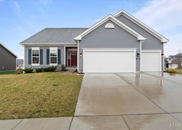 Property at 201 Balmoral Gardens Ct, Lake St Louis, MO 63367, 4 beds, 3 baths