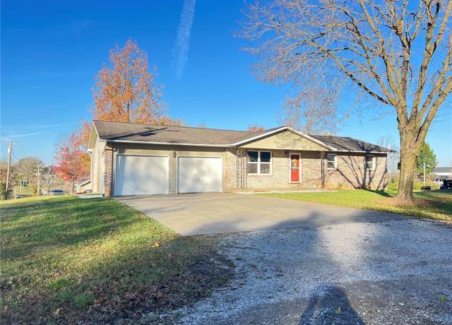 Property at 12 Jessie St, Perryville, MO 63775, 3 beds, 2 baths