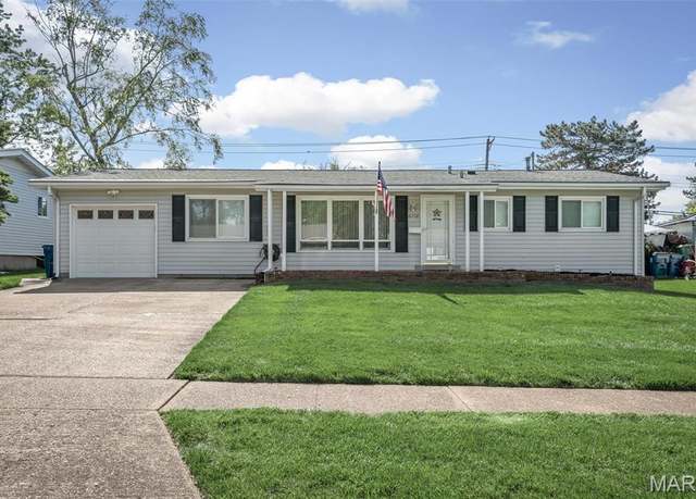 Property at 6718 Cherryvale Dr, Hazelwood, MO 63042, 4 beds, 2.5 baths