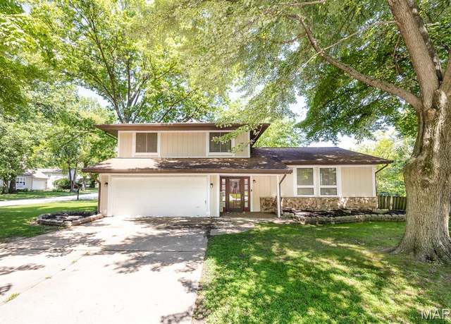 Property at 78 Depot Dr, Glen Carbon, IL 62034, 3 beds, 2.5 baths