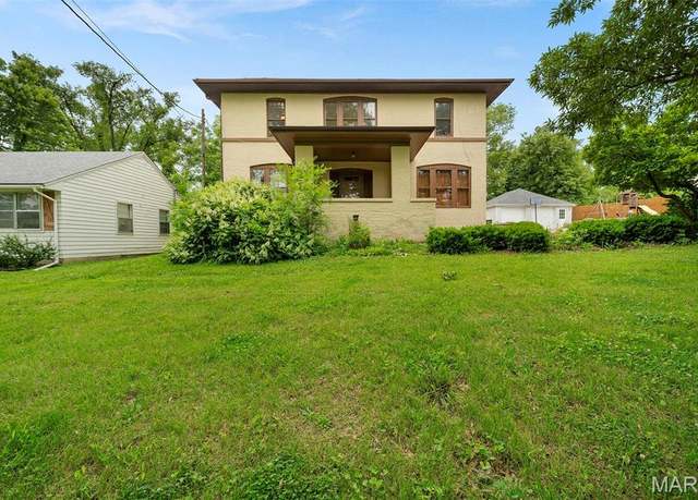Property at 430 Cap Au Gris St, Troy, MO 63379, 3 beds, 2.5 baths