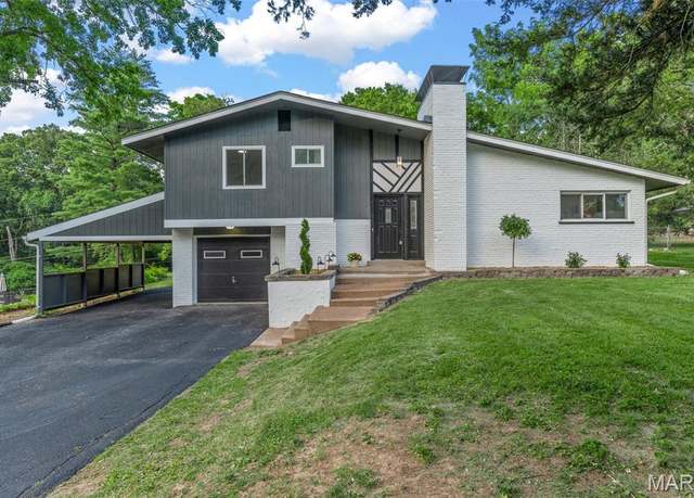 Property at 5 Wild Cherry Dr, St Peters, MO 63376, 3 beds, 2.5 baths