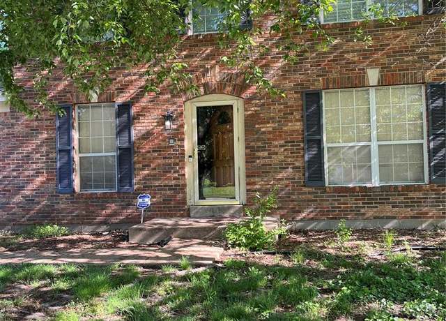 Property at 2453 Indiancup Dr, Florissant, MO 63033, 4 beds, 2.5 baths
