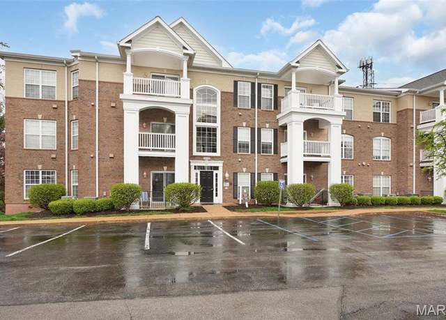 Property at 13115 Mill Crossing Ct #106, St Louis, MO 63141, 2 beds, 2 baths