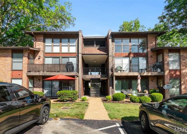 Property at 1084 Mersey Bend Dr Unit F, St Louis, MO 63129, 2 beds, 2 baths