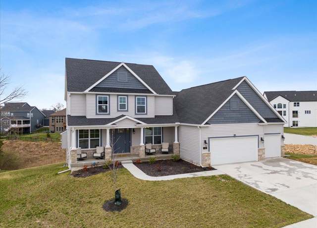 Property at 5 Canebrake Ct, Wentzville, MO 63385, 4 beds, 3.5 baths