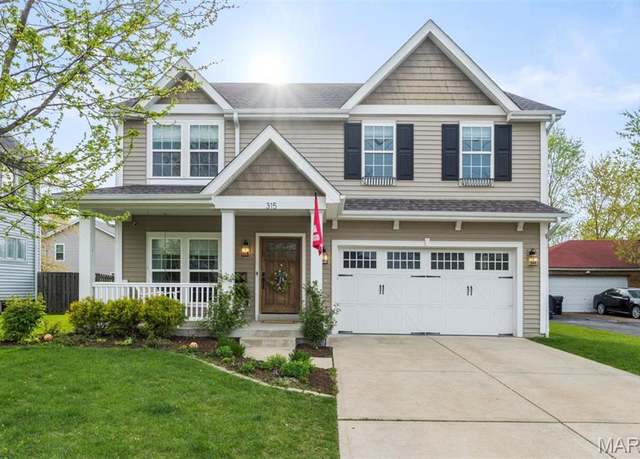 Property at 315 S Harrison Ave, Kirkwood, MO 63122, 4 beds, 4.5 baths