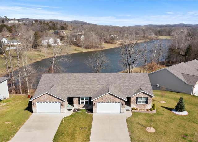 Property at 1310 Crystal Villa Ln, Festus, MO 63028, 3 beds, 3 baths