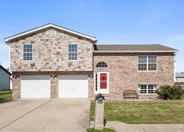 Property at 420 Audry Dr, Dupo, IL 62239, 3 beds, 3 baths