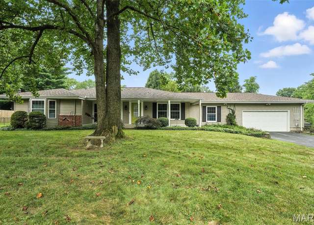 Property at 9457 Chavez Dr, Sunset Hills, MO 63127, 4 beds, 4 baths