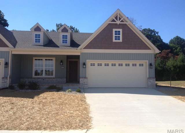 Property at 4808 Azalea, Godfrey, IL 62035, 2 beds, 2 baths