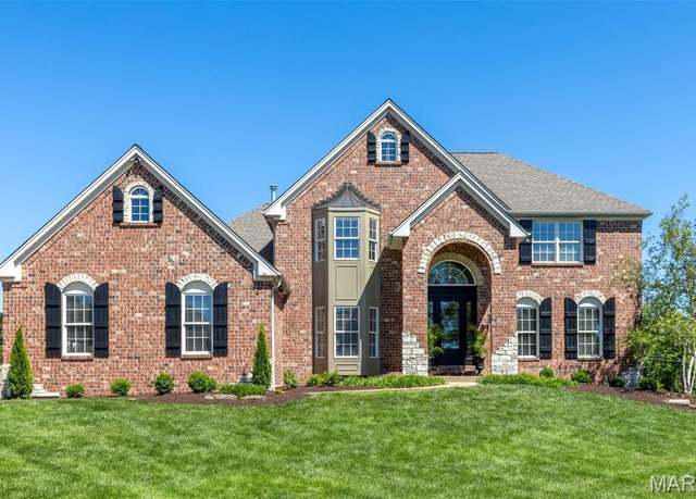 Property at 5316 Enchanted Ct, Weldon Spring, MO 63304, 4 beds, 4.5 baths