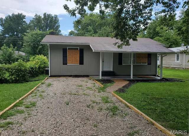 Property at 496 Garrison Ave, Cahokia, IL 62206, 4 beds, 1 bath