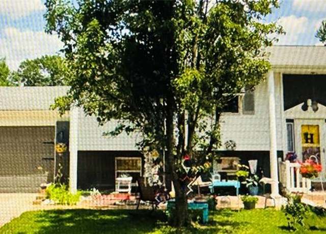 Property at 1918 Lone Pine Dr, Arnold, MO 63010, 4 beds, 1.5 baths