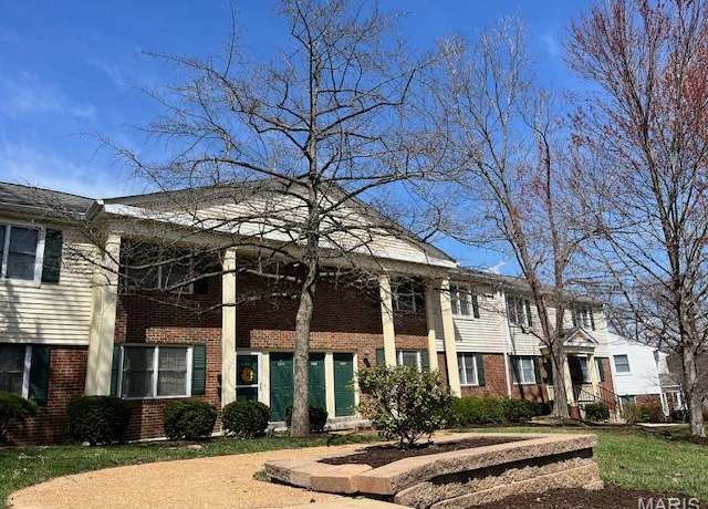 Property at 1767 High School Dr, Brentwood, MO 63144, 2 beds, 1 bath