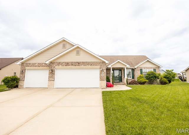 Property at 9722 Quapaw Ct, Mascoutah, IL 62258, 4 beds, 3 baths