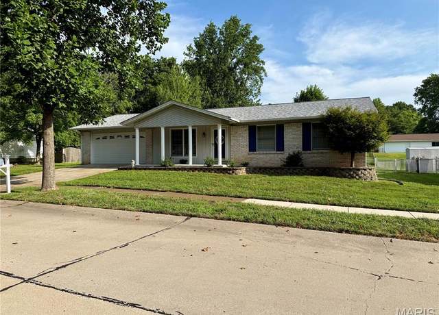 Property at 2771 Cliffwood Trl, Unincorporated, MO 63129, 3 beds, 3 baths