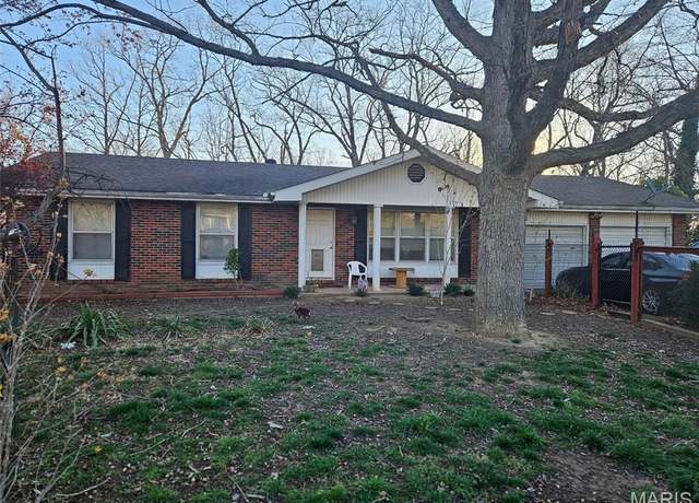 Property at 50 Walnut St, Viburnum, MO 65566, 3 beds, 2 baths