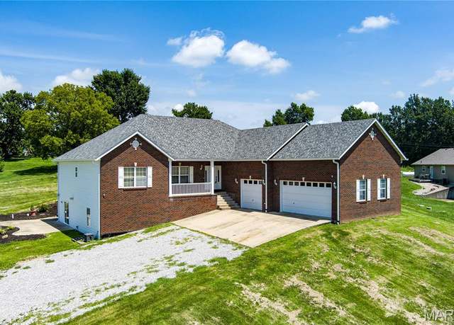 Property at 7371 Jerusalem Rd, Edwardsville, IL 62025, 4 beds, 3.5 baths